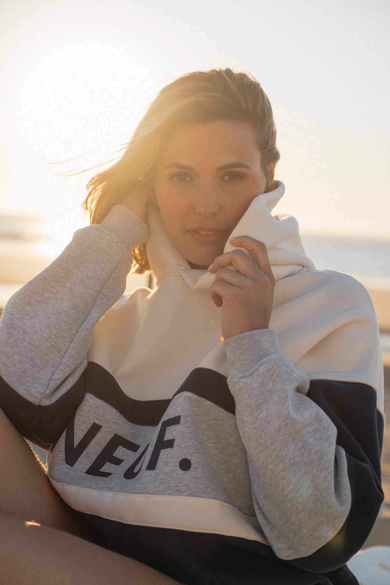 Royal – Hoodie NEUF.