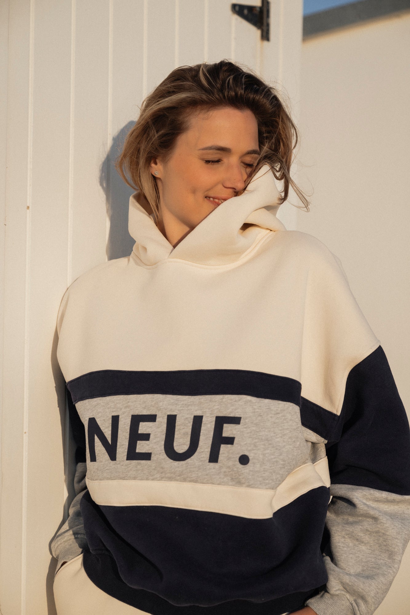 Royal – Hoodie NEUF.