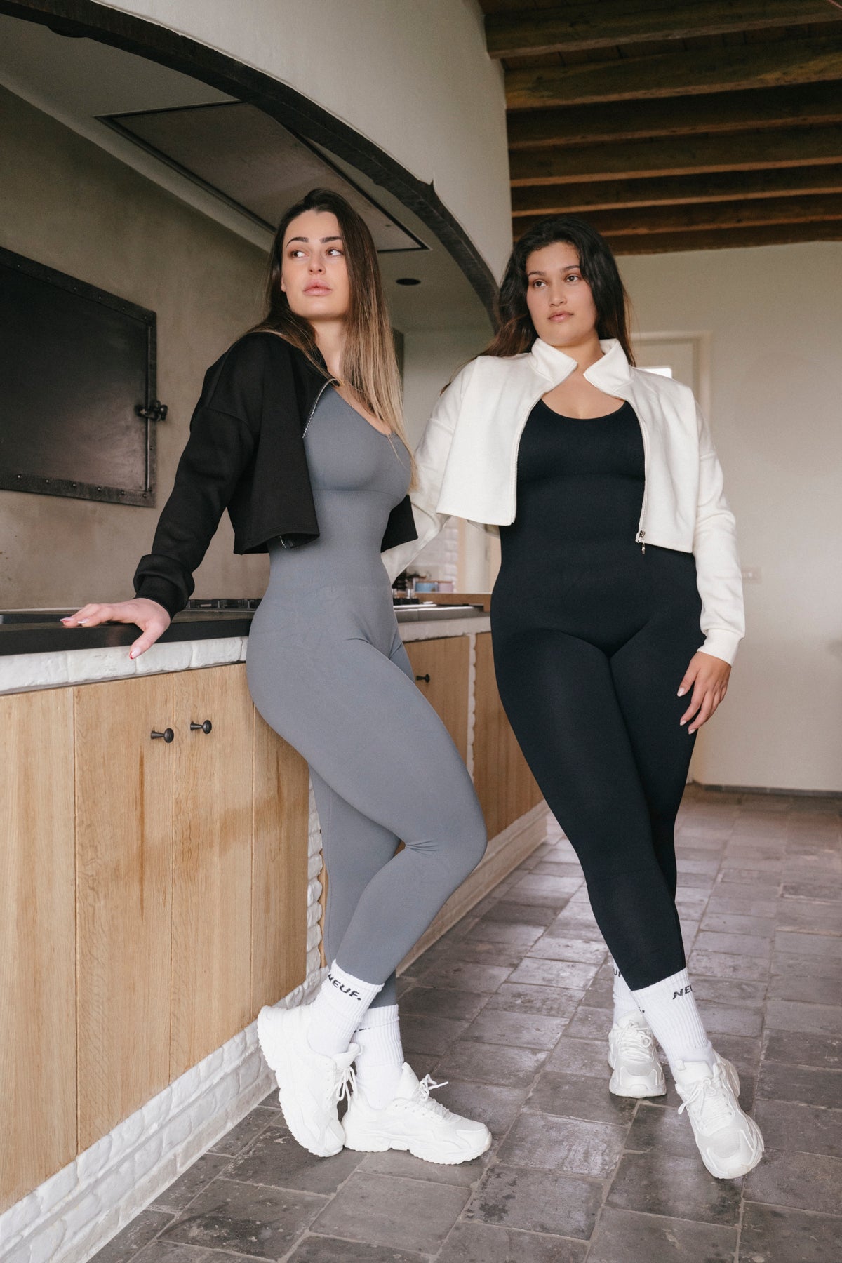 Milky – Hoodie Noir